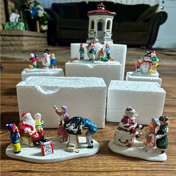 Lemax~ 6: Photographer/Santa Claus/Snowmen~Ceramic Pieces W/ Box (Please Read) - Picture 9 of 14